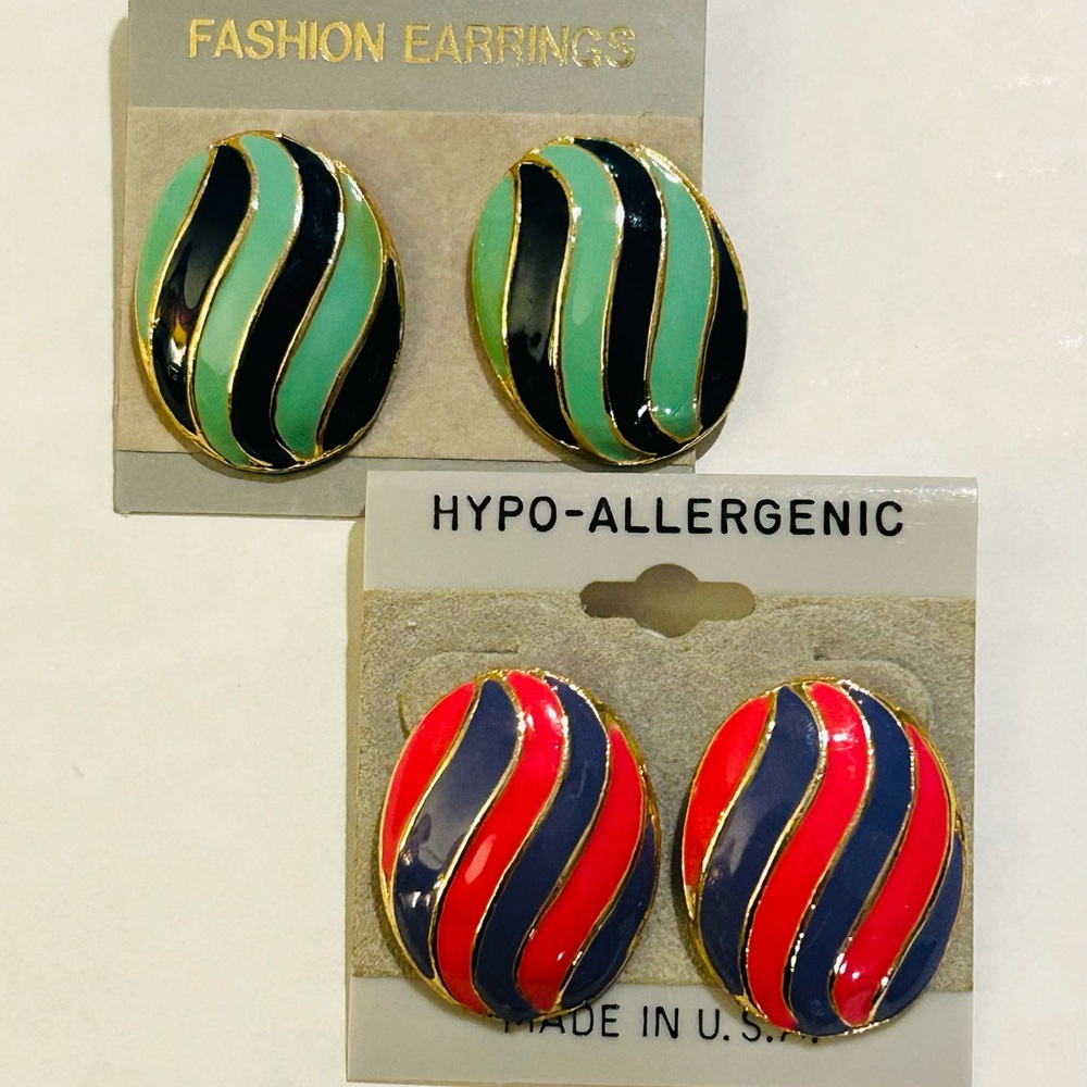 Pair of Vintage Art Deco Gold Tone Enamel Statement Earrings Bold Striped Ovals